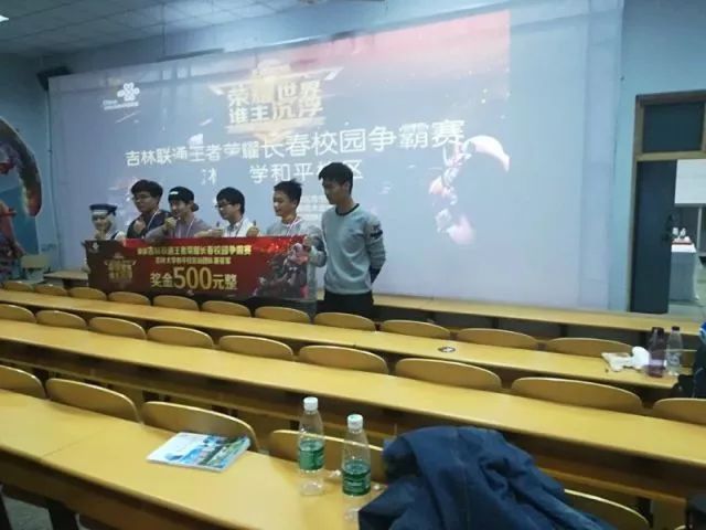 在二价拍卖 在二价拍卖